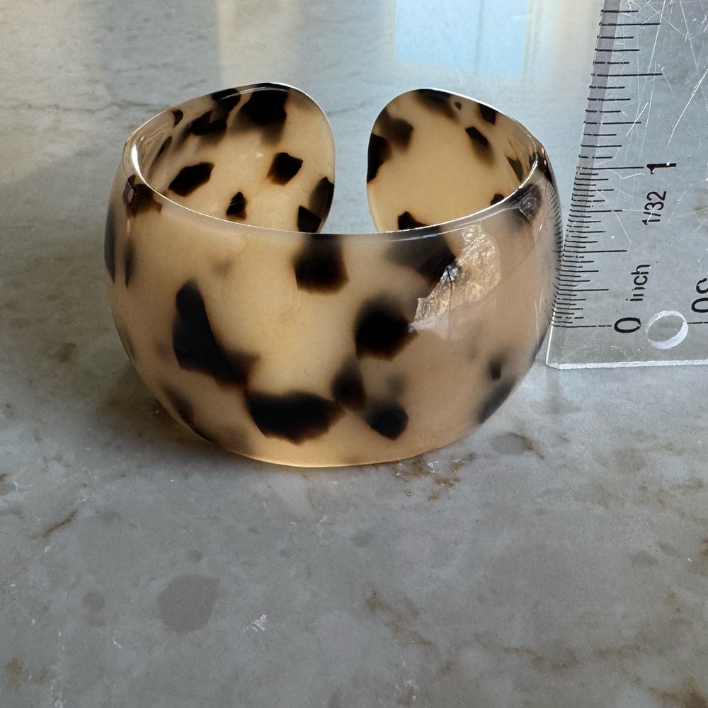 NWOT Polo Ralph Lauren Blonde Tortoiseshell Cuff, Acrylic - Picture 8 of 9